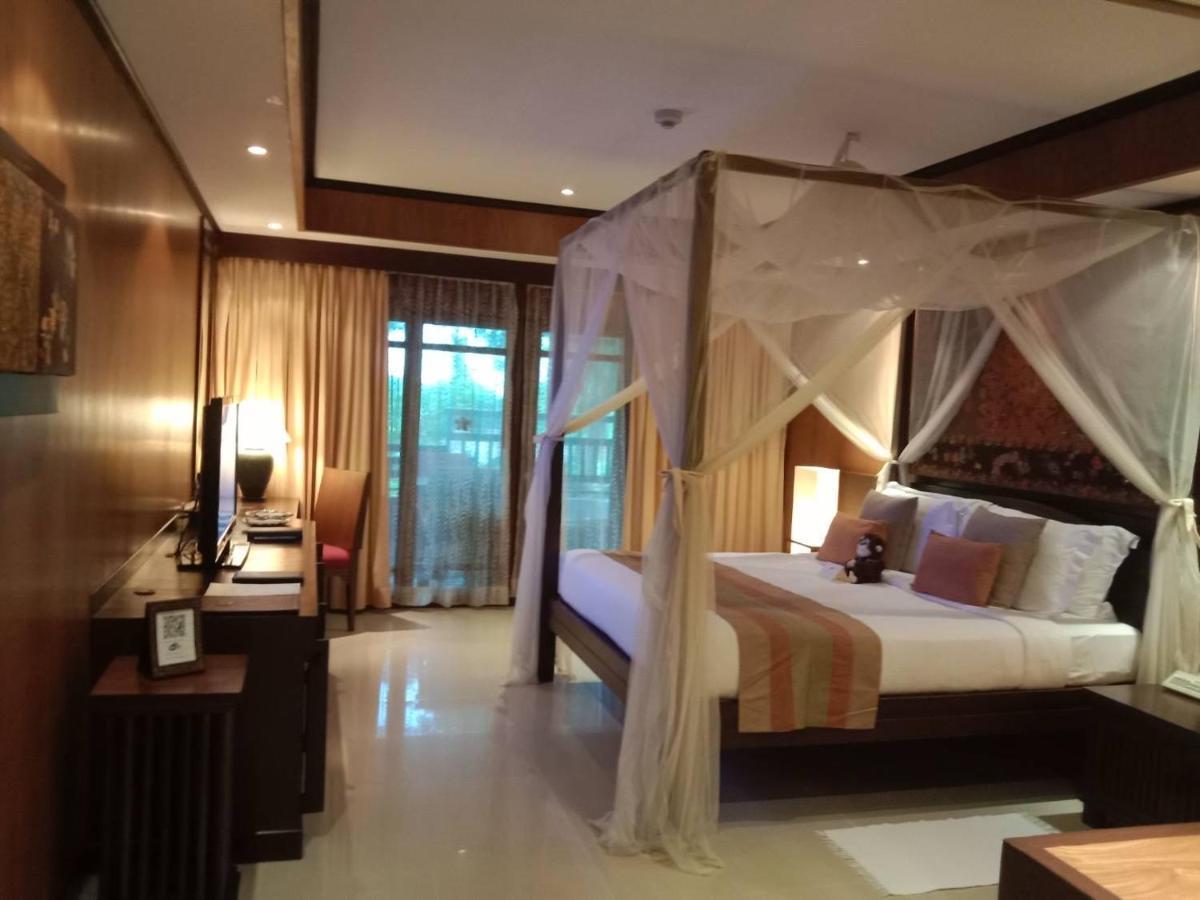 Junior Suite,1362386921:JPEG